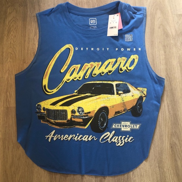 GM Tops - NWT CROPPED TANK